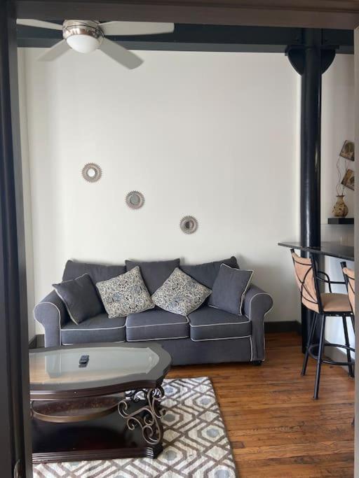 Charming 2 Bedroom Apartment Near Vcu Richmond Esterno foto